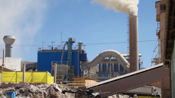 Проект по реконструкции пылеуловителя разгрузочного конца известняковой печи для JULIACA- Цементный завод с производительностью 300 тн/д, Перу, 2007 год.